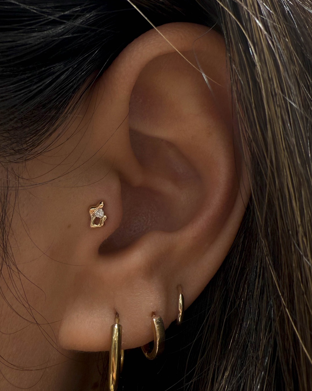 TRAGUS